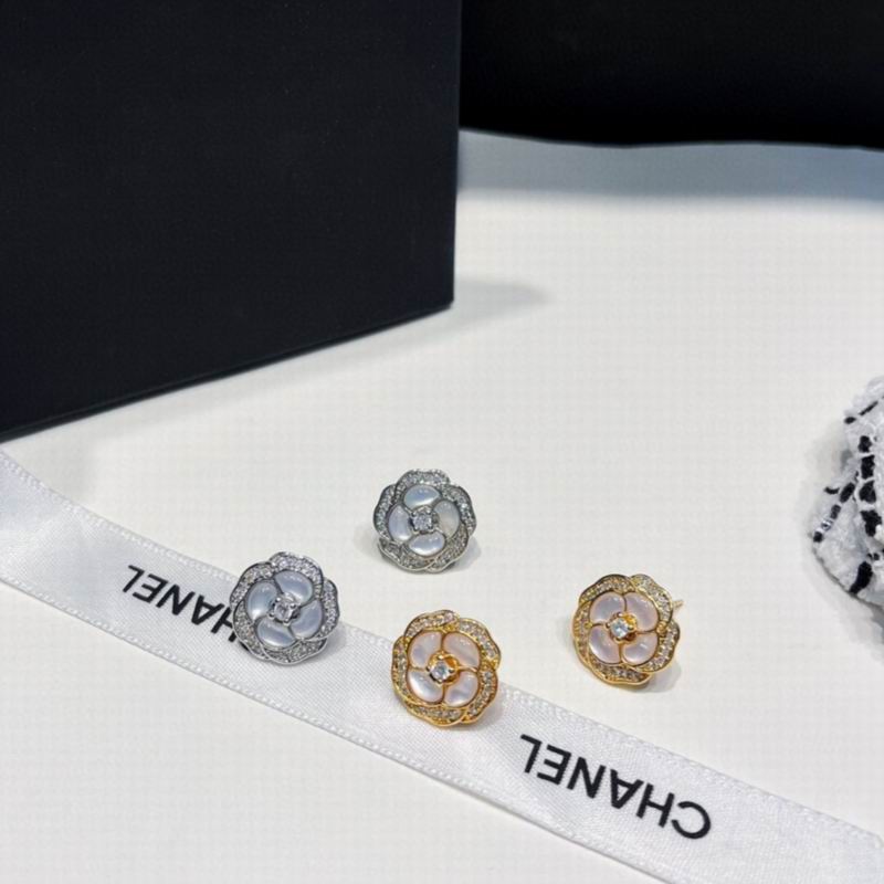 Chanel Earring 04yxs130